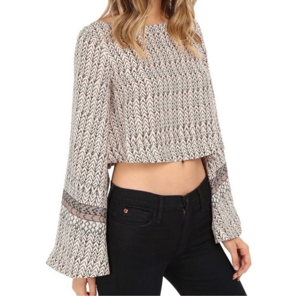 FREE PEOPLE Stars Aligned Bell Sleeve Crop Top Blouse in Chevron Tribal Size S